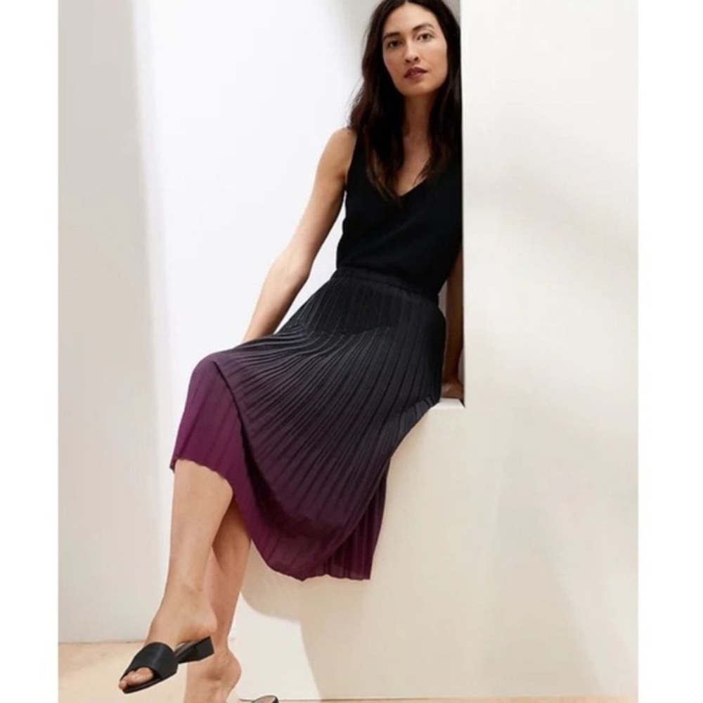 long pleeted ombre purple banana republic skirt